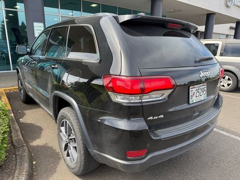 Used 2020 Jeep Grand Cherokee Laredo w/ Quick Order Package 2BN North image 3