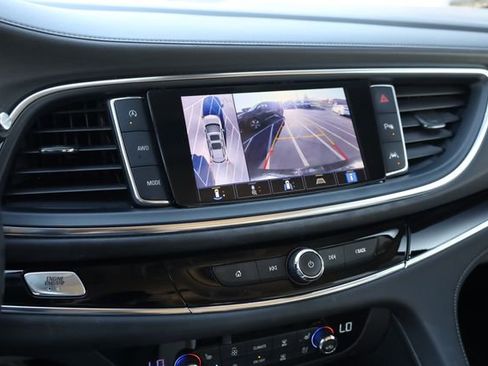 Used 2023 Buick Enclave Avenir w/ Avenir Technology Package image 18