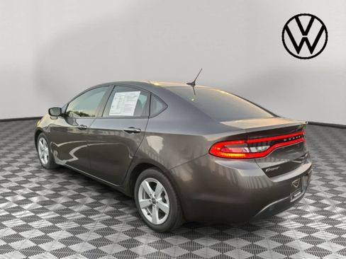 Used 2016 Dodge Dart SXT w/ Sun/Sound Group image 5