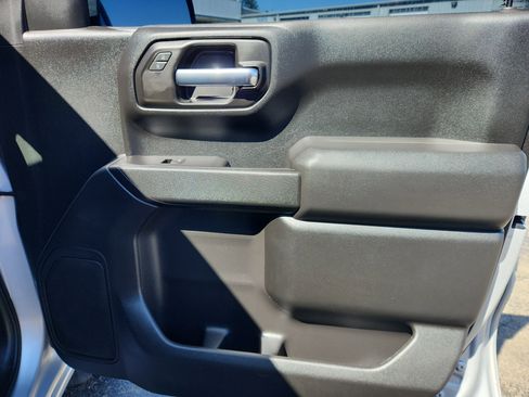 Used 2021 Chevrolet Silverado 1500 Custom image 40