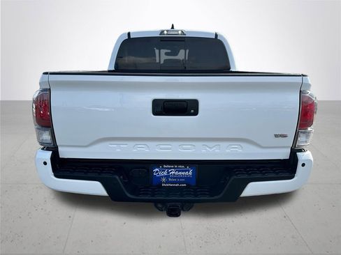 Certified 2023 Toyota Tacoma TRD Off-Road w/ Technology Package AWD/4WD image 9