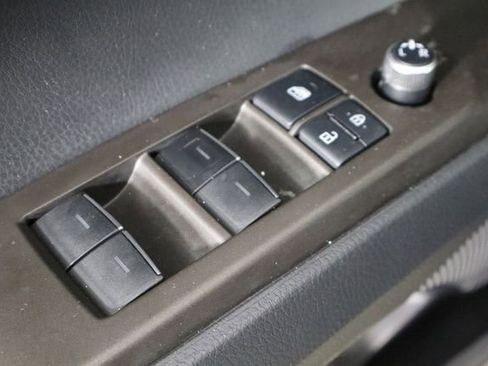 Used 2021 Toyota Camry XSE FWD image 18