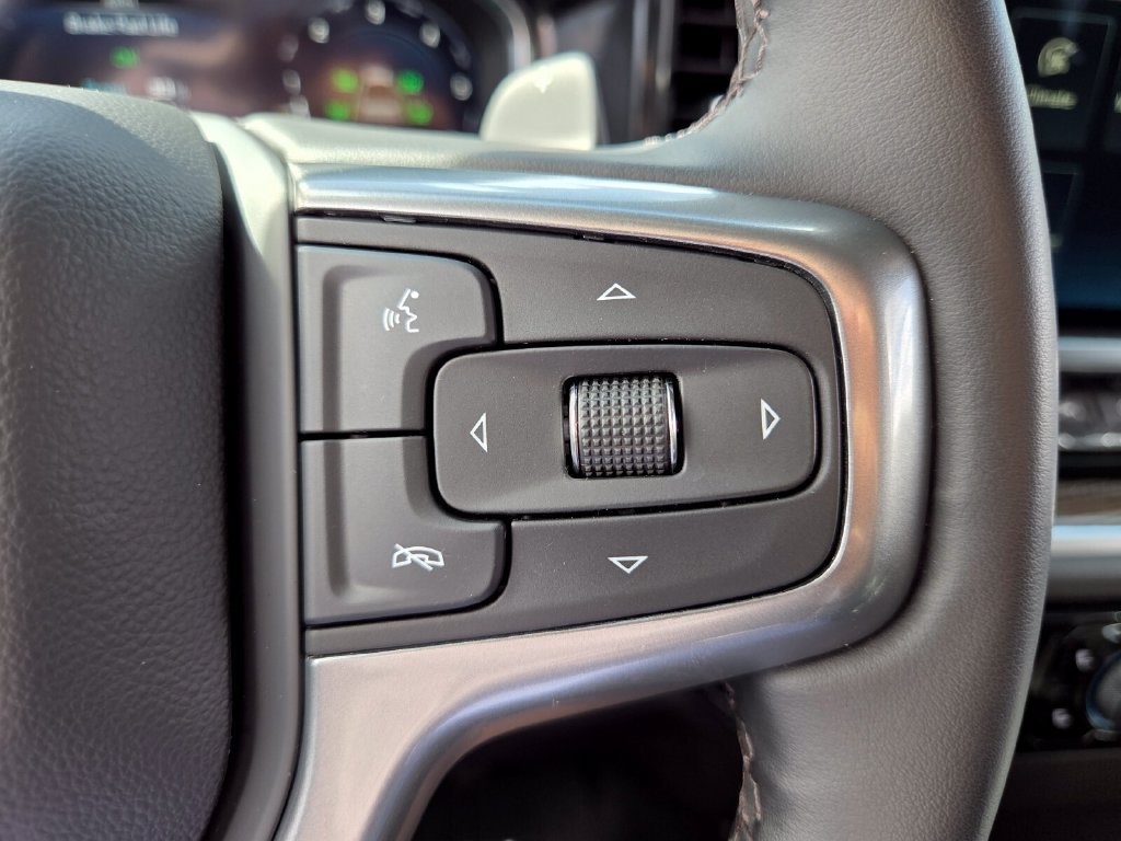 Used 2024 Chevrolet Silverado 1500 RST w/ Convenience Package II RWD image 18