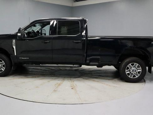 Certified 2023 Ford F350 Lariat AWD/4WD image 8