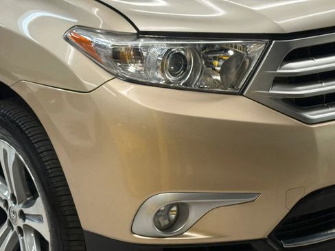 Used 2013 Toyota Highlander Limited image 6