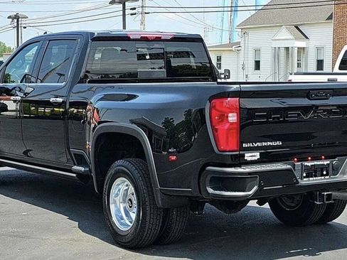 Used 2022 Chevrolet Silverado 3500 High Country w/ Safety Package II image 4