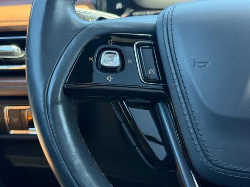 Certified 2023 Lincoln Aviator Reserve w/ Elements Package Plus AWD/4WD image 19
