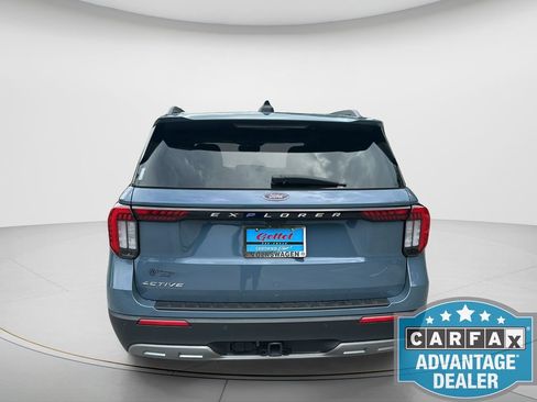 Used 2025 Ford Explorer Active w/ Active Comfort Package RWD image 7