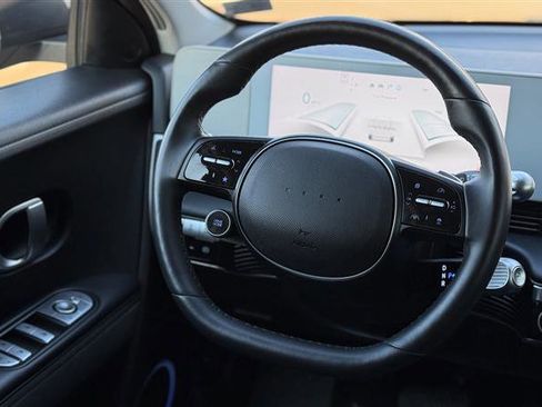 Used 2023 Hyundai Ioniq 5 SEL image 24