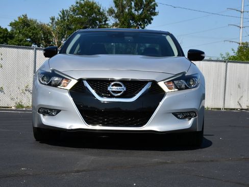 Used 2018 Nissan Maxima Platinum FWD image 2