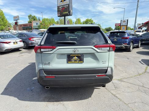 Used 2021 Toyota RAV4 XLE Premium AWD/4WD image 6