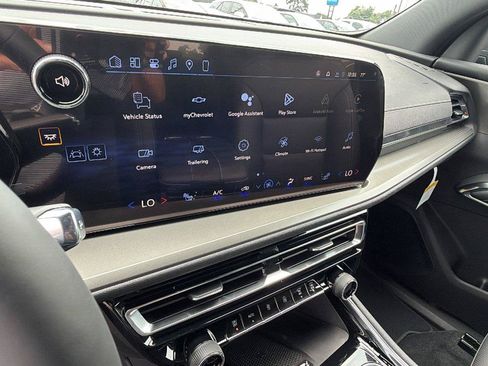 New 2026 Chevrolet Traverse LT FWD image 28
