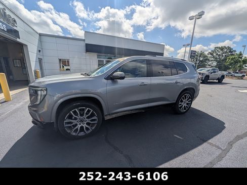Used 2026 GMC Acadia Denali Ultimate w/ LPO, Floor Liner Package FWD image 13