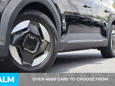 Used 2024 Kia EV9 Light Long Range image 3
