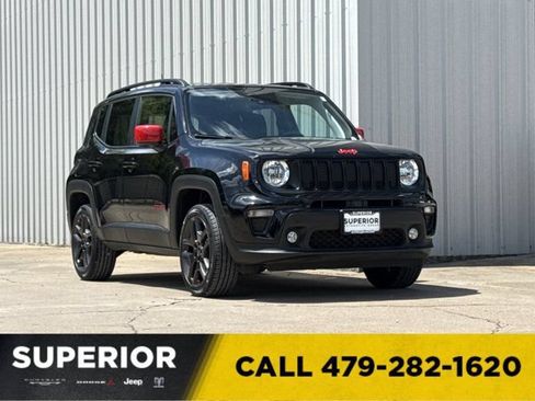Used 2022 Jeep Renegade Latitude w/ Convenience Group AWD/4WD image 1