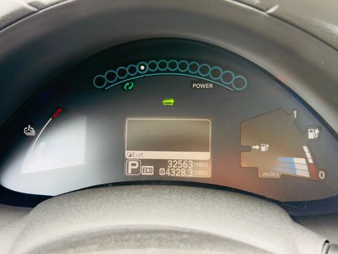 Used 2017 Nissan Leaf S w/ Charge Package FWD image 15