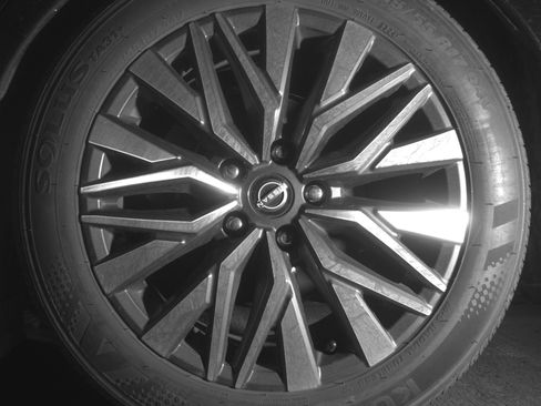 Used 2025 Nissan Altima 2.5 SV image 14