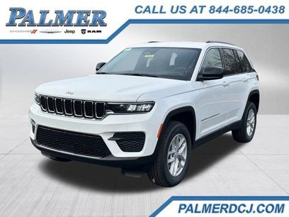 New 2025 Jeep Grand Cherokee Laredo