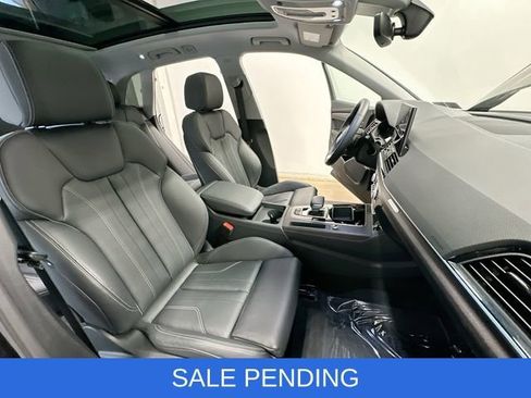 Used 2024 Audi Q5 2.0T Premium w/ Convenience Package AWD/4WD image 22