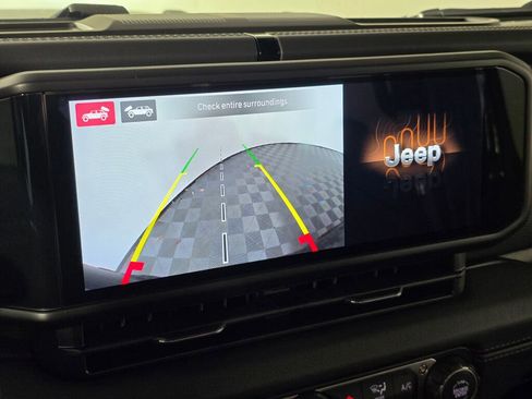 New 2026 Jeep Wrangler Unlimited Rubicon image 25