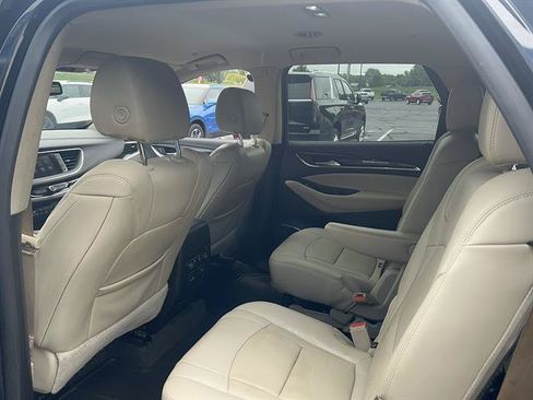 Used 2019 Buick Enclave Premium AWD/4WD image 15