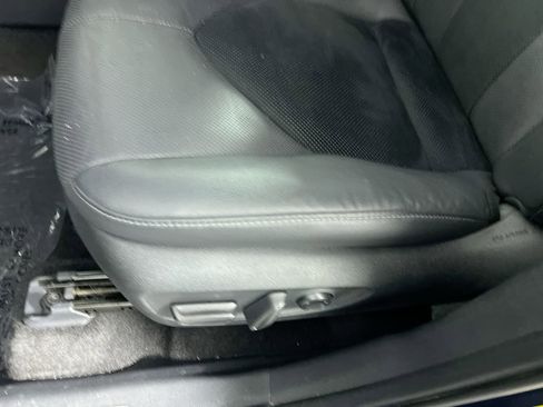 Used 2024 Toyota Grand Highlander AWD Hybrid image 13