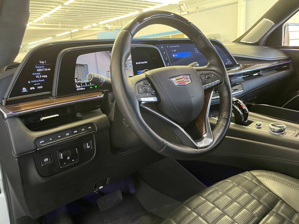 Used 2023 Cadillac Escalade Sport Platinum w/ LPO, ONYX Package AWD/4WD image 20