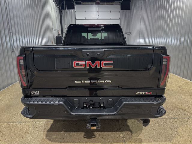 Used 2025 GMC Sierra 3500 AT4 w/ AT4 Premium Plus Package AWD/4WD image 3
