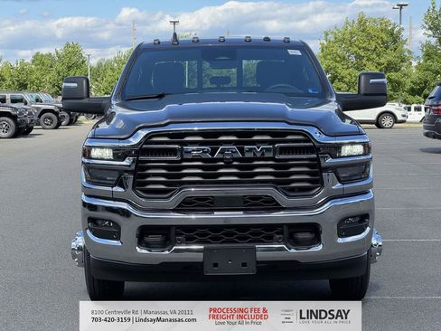 New 2026 RAM 3500 Tradesman AWD/4WD image 3