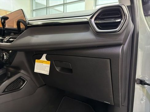 New 2026 Chevrolet TrailBlazer LT w/ Midnight Edition FWD image 19