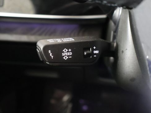 Used 2023 Audi Q8 Premium w/ Convenience Package image 44