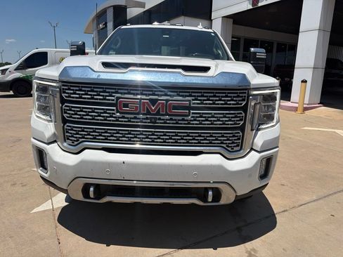 Used 2022 GMC Sierra 3500 Denali w/ Denali Ultimate Package AWD/4WD image 8