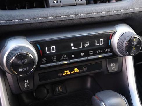 Used 2025 Toyota RAV4 XLE Premium image 19