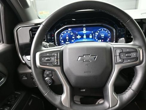 Used 2024 Chevrolet Silverado 1500 RST w/ Redline Edition AWD/4WD image 8