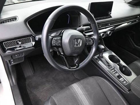 Used 2022 Honda Civic Sport image 25