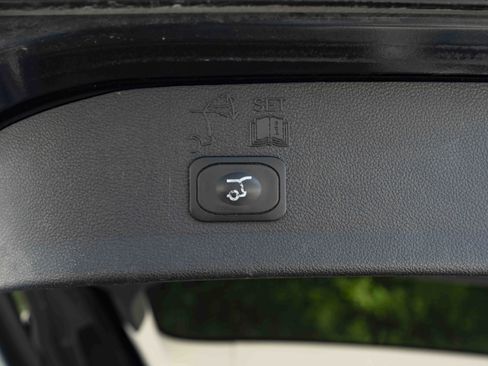 Used 2018 Ford Escape SEL FWD image 42