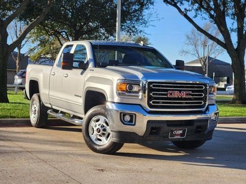Used 2017 GMC Sierra 2500 SLE w/ HD SLE Preferred Plus Package image 2