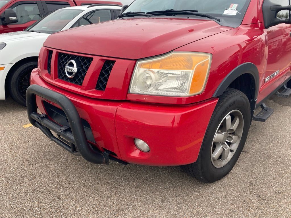 Used 2011 Nissan Titan S AWD/4WD image 16