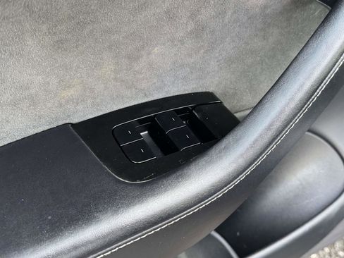 Used 2018 Tesla Model 3 Long Range image 15