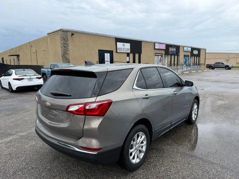 Used 2018 Chevrolet Equinox LT FWD image 5