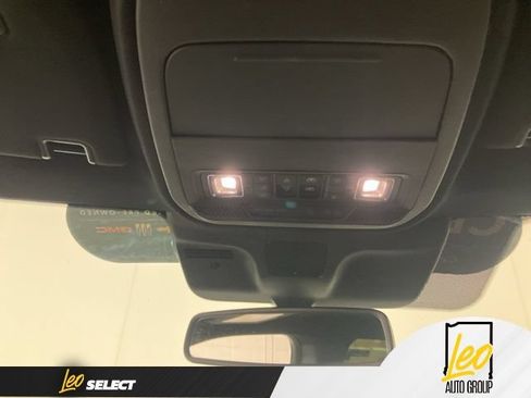Used 2025 Ford Expedition Tremor AWD/4WD image 17