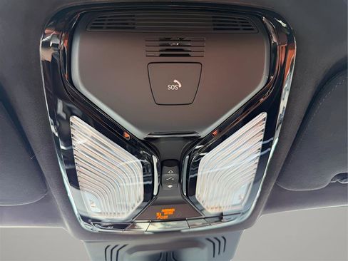 Used 2019 BMW X7 xDrive50i w/ M Sport Package image 76