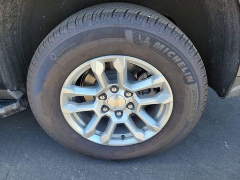 Used 2026 Chevrolet Tahoe LT image 5