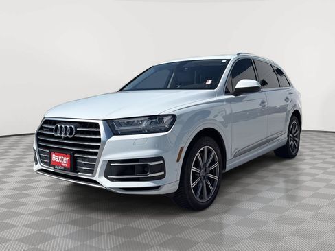Used 2019 Audi Q7 3.0T Premium Plus w/ Premium Plus Package AWD/4WD image 3
