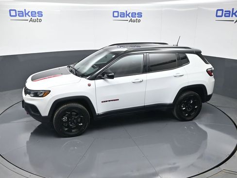 Used 2024 Jeep Compass Trailhawk image 48
