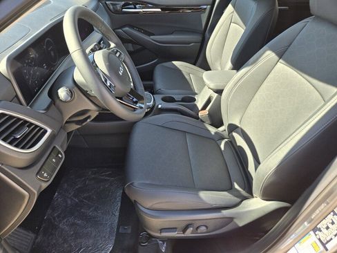 New 2026 Kia Seltos EX FWD image 6