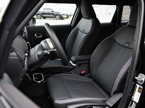 New 2026 MINI Cooper S image 21