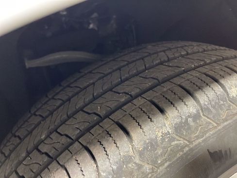 Used 2024 Chevrolet Suburban Premier image 44