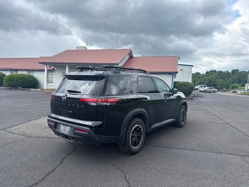 Used 2024 Nissan Pathfinder Rock Creek AWD/4WD image 10
