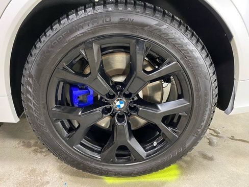 Used 2022 BMW ALPINA XB7 AWD/4WD image 11